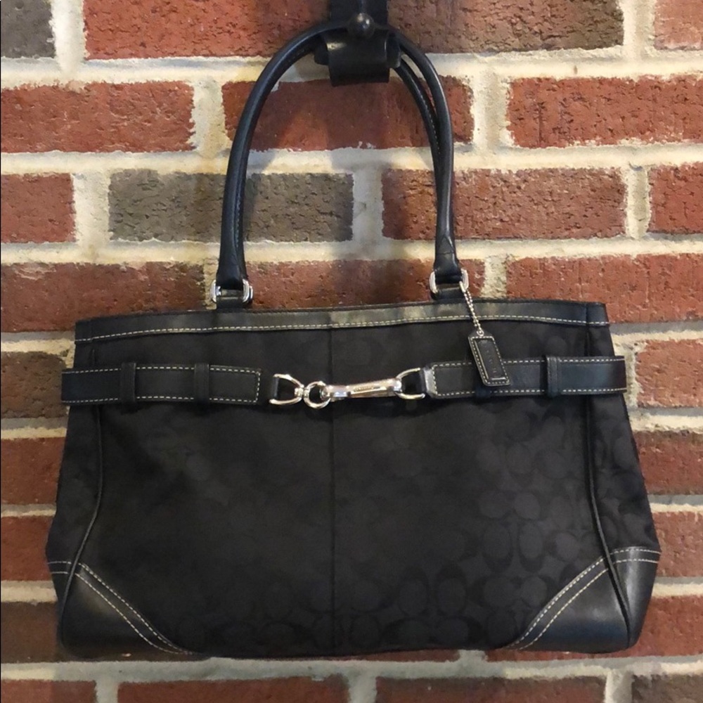 Coach Hamptons Carryall Bag